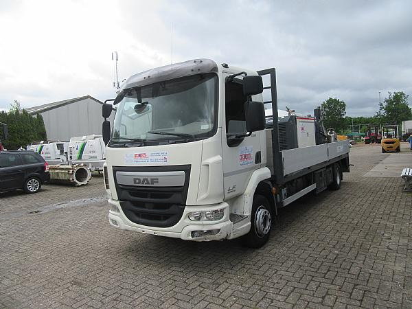 2016 PUTZMEISTER / DAF concrete pump - משאית משאבת בטון: תמונה 1 2016 PUTZMEISTER / DAF concrete pump - משאית משאבת בטון: תמונה 1