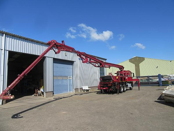 2017 SCHWING S24 X / MB AROCS - משאית משאבת בטון: תמונה 5 2017 SCHWING S24 X / MB AROCS - משאית משאבת בטון: תמונה 5