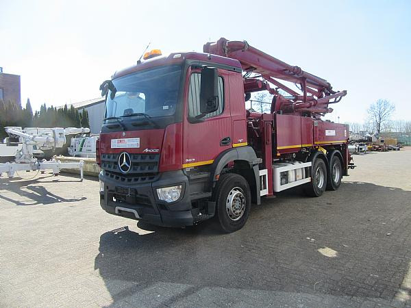 2017 SCHWING S24 X / MB AROCS - משאית משאבת בטון: תמונה 4 2017 SCHWING S24 X / MB AROCS - משאית משאבת בטון: תמונה 4