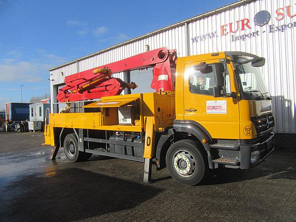 PUTZMEISTER M20.4 - MB 1929 4x2 - משאית משאבת בטון: תמונה 1 PUTZMEISTER M20.4 - MB 1929 4x2 - משאית משאבת בטון: תמונה 1