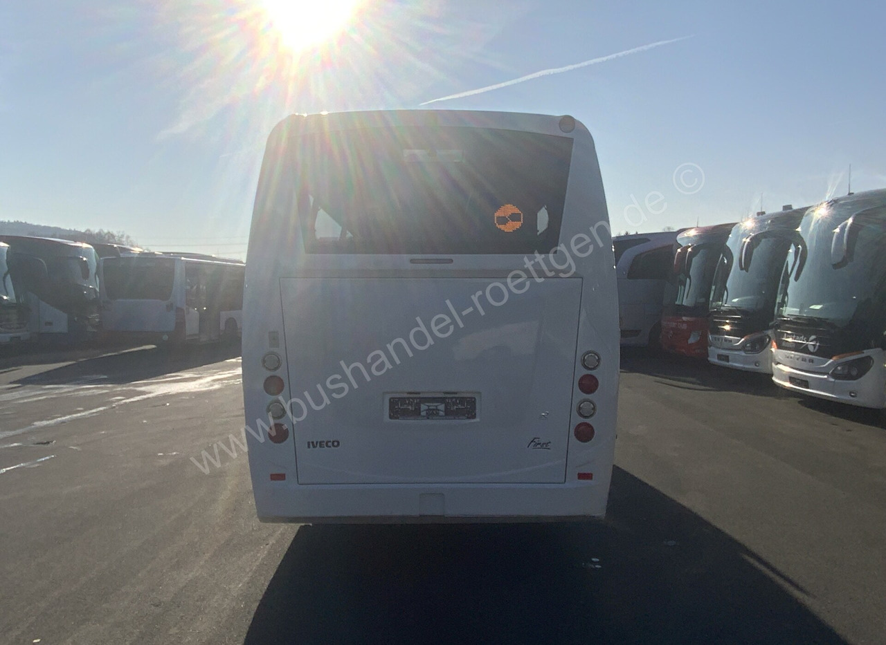 מיניבוס, כלי רכב מסחרי לנוסעים Iveco Rosero-P: תמונה 7