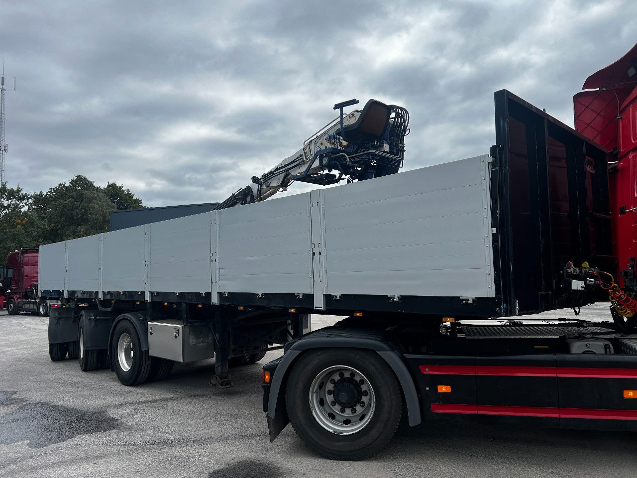 Pacton Stenenoplegger met Kennis 14.000 Kraan, Crane - סמיטריילר צד נופל/ שטוח: תמונה 2 Pacton Stenenoplegger met Kennis 14.000 Kraan, Crane - סמיטריילר צד נופל/ שטוח: תמונה 2