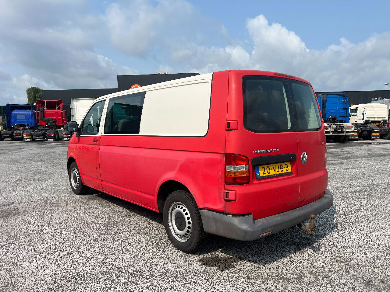 Volkswagen Transporter 2.5 TDI, Klima - כלי רכב מסחרי קטן: תמונה 4 Volkswagen Transporter 2.5 TDI, Klima - כלי רכב מסחרי קטן: תמונה 4
