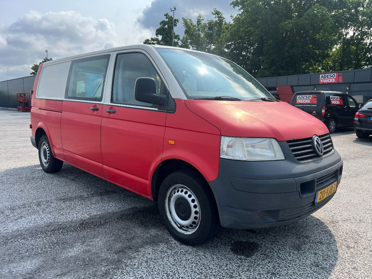 Volkswagen Transporter 2.5 TDI, Klima - כלי רכב מסחרי קטן: תמונה 2 Volkswagen Transporter 2.5 TDI, Klima - כלי רכב מסחרי קטן: תמונה 2