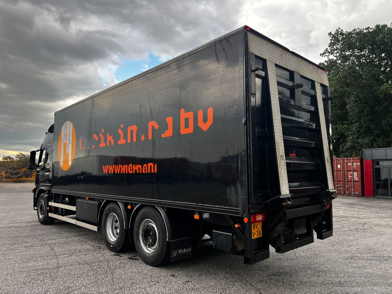Volvo FM 9.300 Globe 6x2, Euro 5 - משאית תיבה: תמונה 4 Volvo FM 9.300 Globe 6x2, Euro 5 - משאית תיבה: תמונה 4