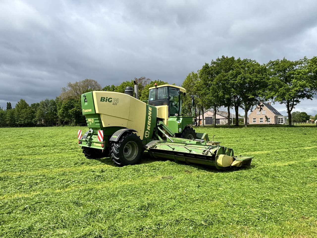 Krone Big M 420 CV - מכסחה: תמונה 3 Krone Big M 420 CV - מכסחה: תמונה 3