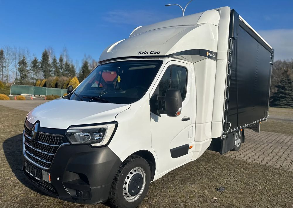 Renault Master - כלי רכב מסחרי עם וילונות צד: תמונה 2 Renault Master - כלי רכב מסחרי עם וילונות צד: תמונה 2