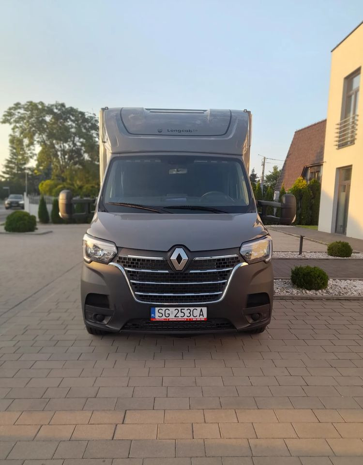 Renault Master - כלי רכב מסחרי עם וילונות צד: תמונה 2 Renault Master - כלי רכב מסחרי עם וילונות צד: תמונה 2