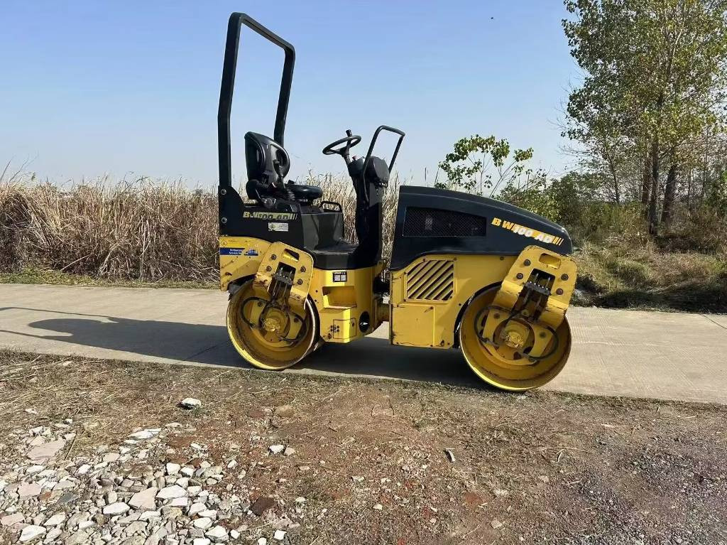 Bomag BW 100 AD - רולר כביש: תמונה 4 Bomag BW 100 AD - רולר כביש: תמונה 4