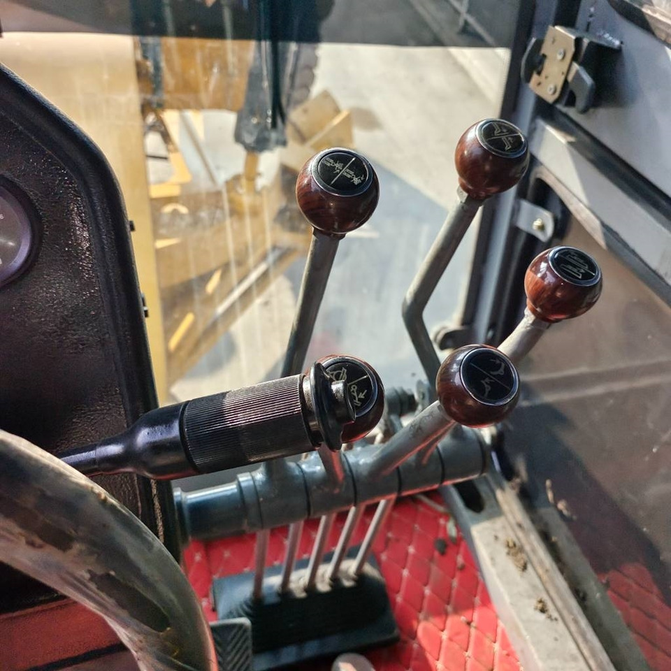 CAT 140 H - מפלסת: תמונה 2 CAT 140 H - מפלסת: תמונה 2