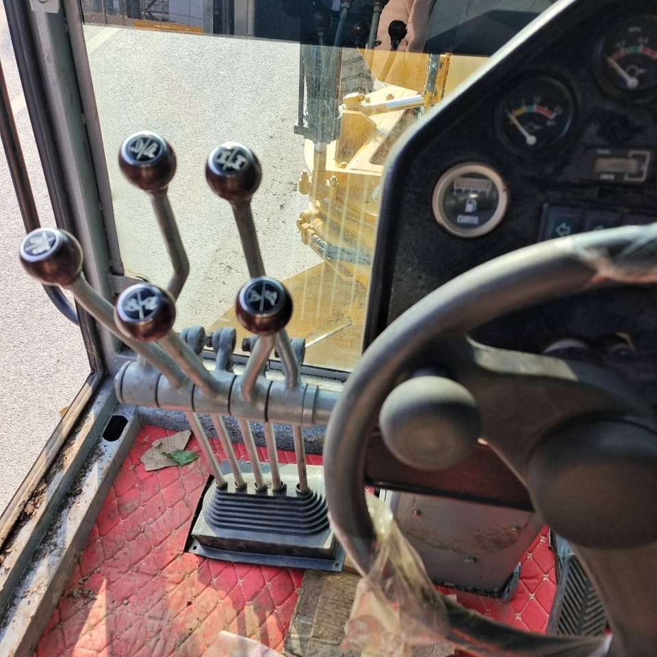 CAT 140 H - מפלסת: תמונה 4 CAT 140 H - מפלסת: תמונה 4