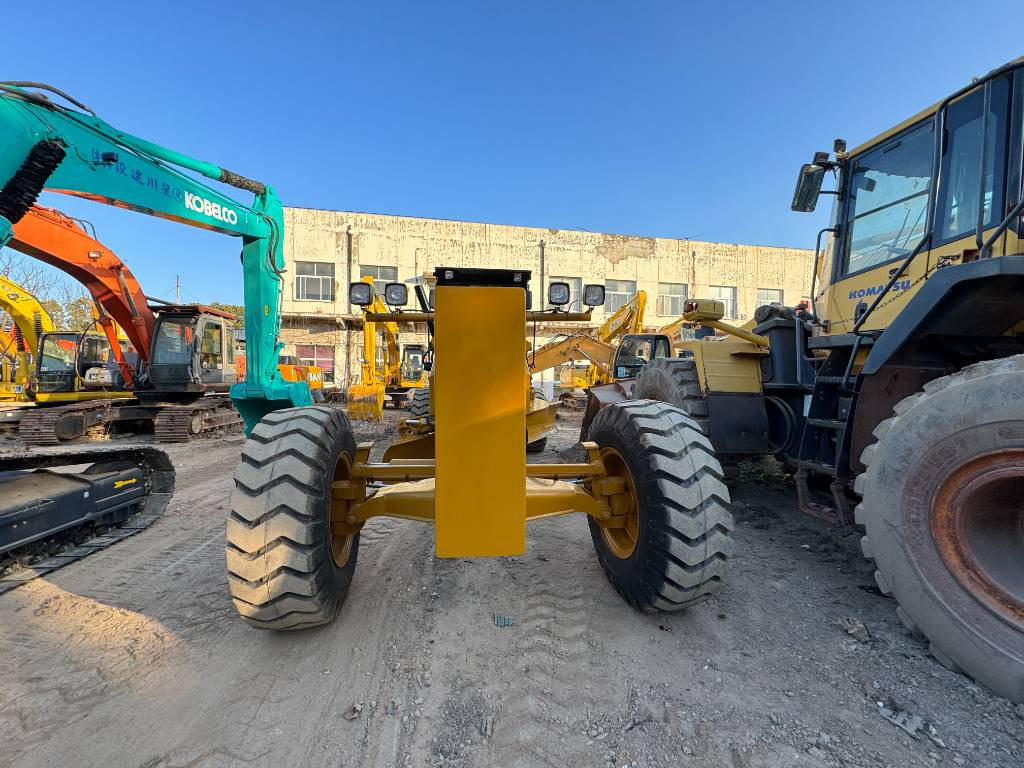 CAT 140 H - מפלסת: תמונה 4 CAT 140 H - מפלסת: תמונה 4