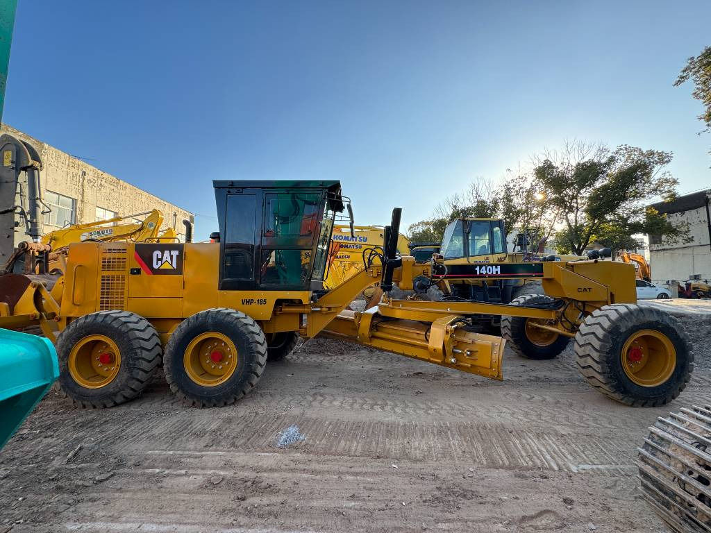 CAT 140 H - מפלסת: תמונה 1 CAT 140 H - מפלסת: תמונה 1