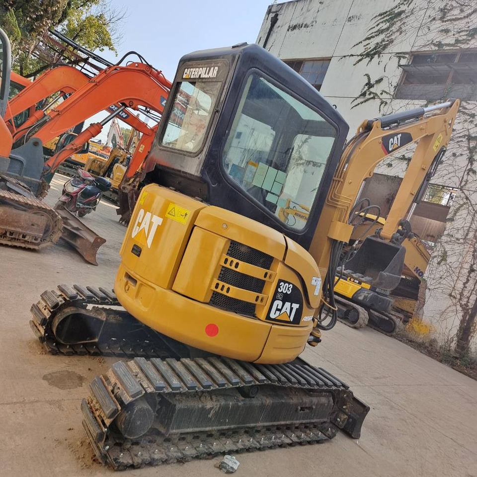 CAT 303 CR - מיני מחפר: תמונה 1 CAT 303 CR - מיני מחפר: תמונה 1