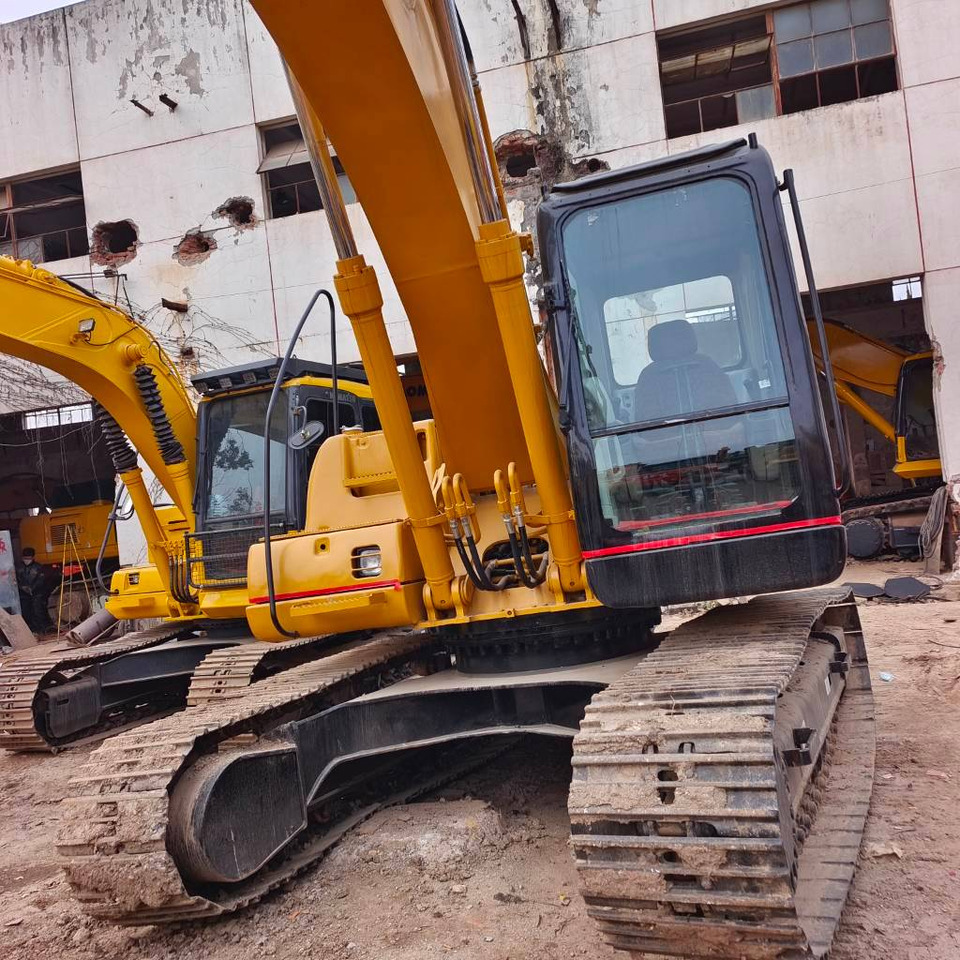 CAT 320 C L - מחפר סורק: תמונה 2 CAT 320 C L - מחפר סורק: תמונה 2