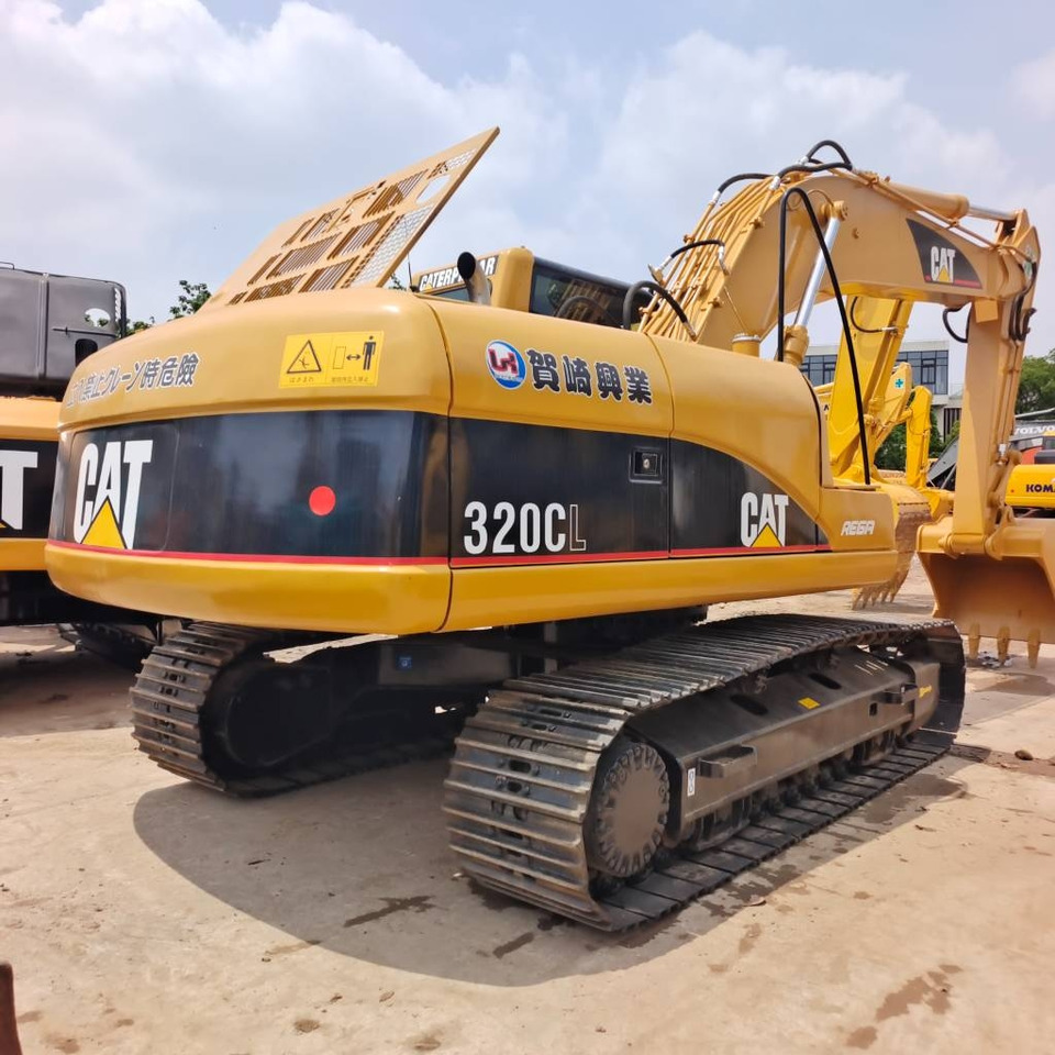מחפר סורק CAT 320 C L: תמונה 1