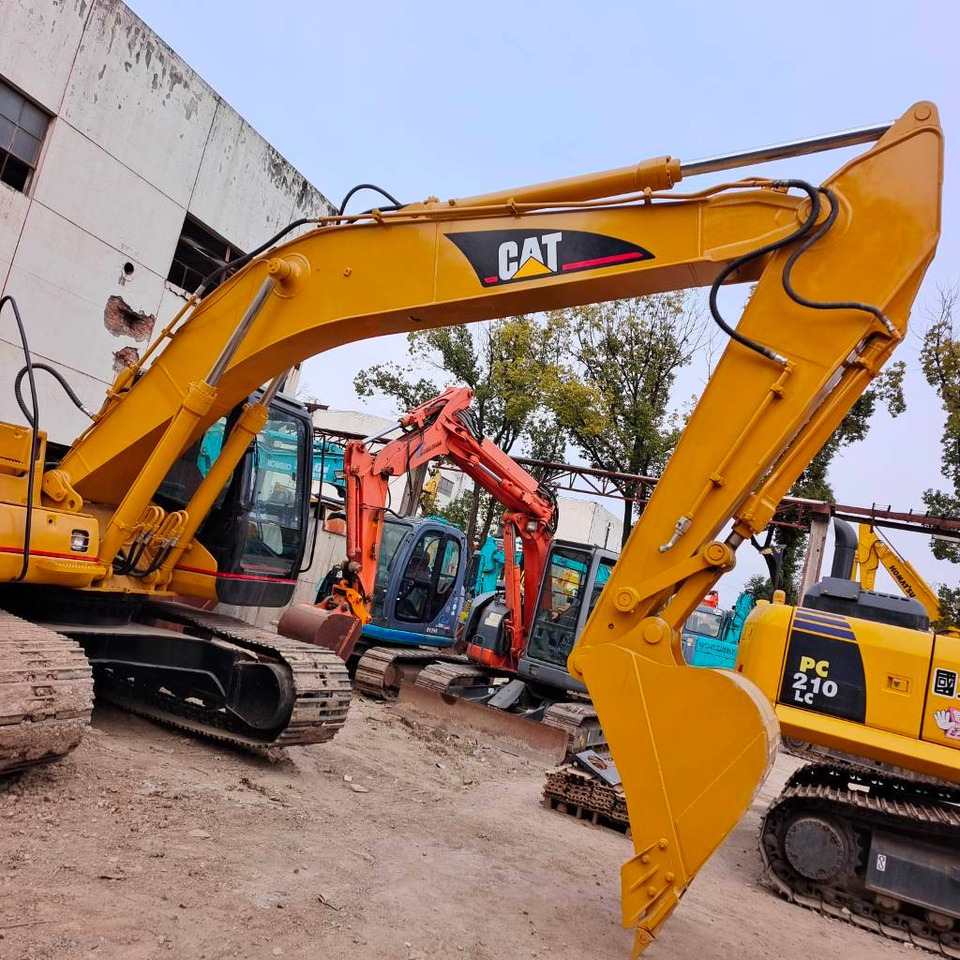 CAT 320 C L - מחפר סורק: תמונה 1 CAT 320 C L - מחפר סורק: תמונה 1