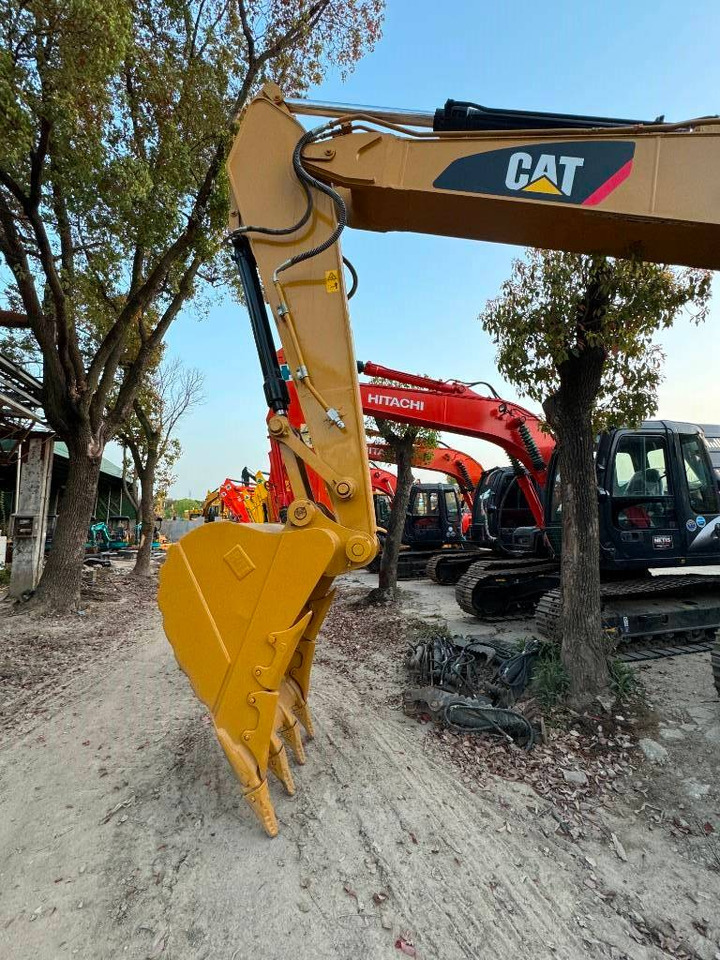CAT 320 D-C7.1 enging - מחפר סורק: תמונה 3 CAT 320 D-C7.1 enging - מחפר סורק: תמונה 3