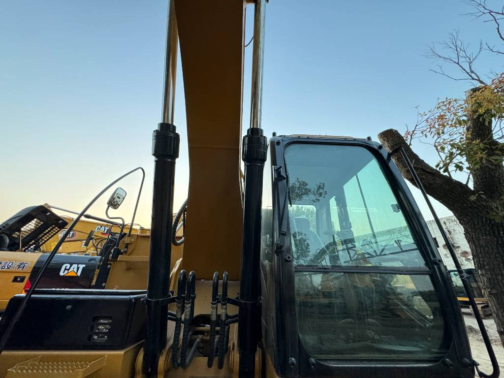 CAT 320 D Engine C7.1 - מחפר סורק: תמונה 3 CAT 320 D Engine C7.1 - מחפר סורק: תמונה 3
