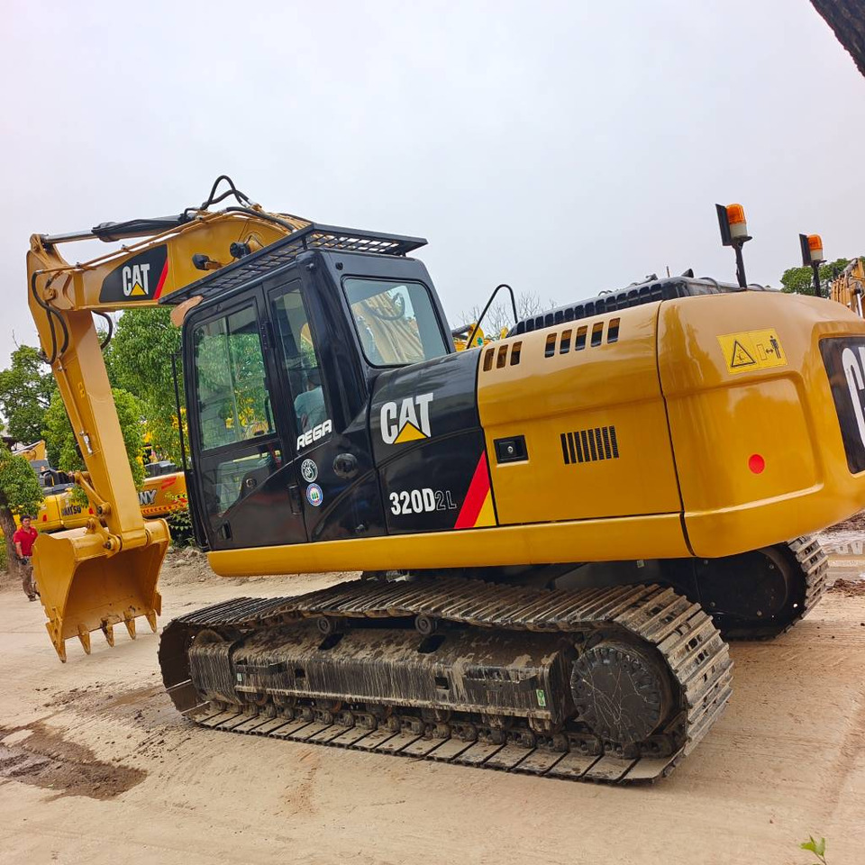 CAT 320 D2L - מחפר סורק: תמונה 1 CAT 320 D2L - מחפר סורק: תמונה 1