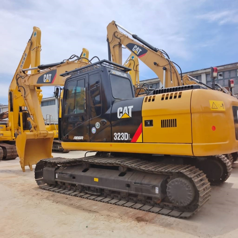 CAT 323 D - מחפר סורק: תמונה 3 CAT 323 D - מחפר סורק: תמונה 3