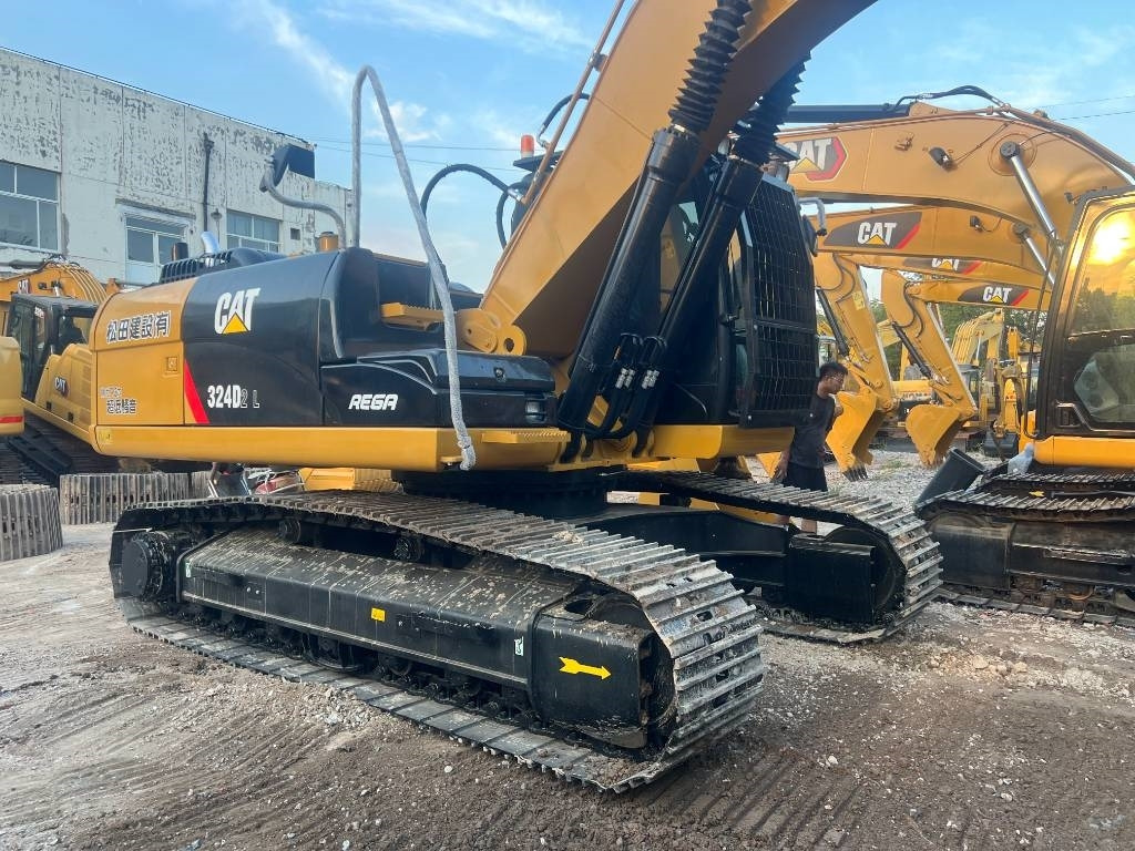 CAT 324 D2L - מחפר סורק: תמונה 5 CAT 324 D2L - מחפר סורק: תמונה 5