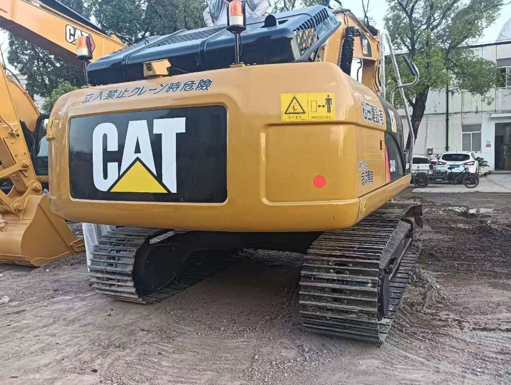 CAT 324 D2L - מחפר סורק: תמונה 4 CAT 324 D2L - מחפר סורק: תמונה 4