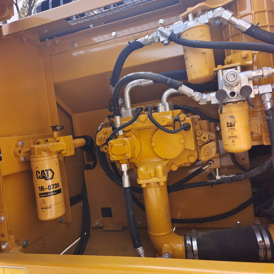 CAT 330 D2L - מחפר סורק: תמונה 5 CAT 330 D2L - מחפר סורק: תמונה 5