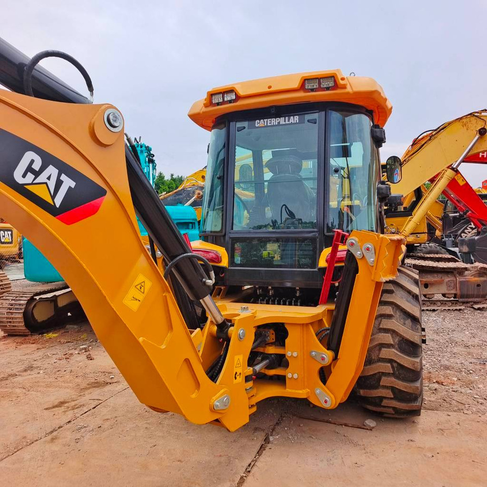 CAT 430 F 100% New - מחפרון: תמונה 1 CAT 430 F 100% New - מחפרון: תמונה 1