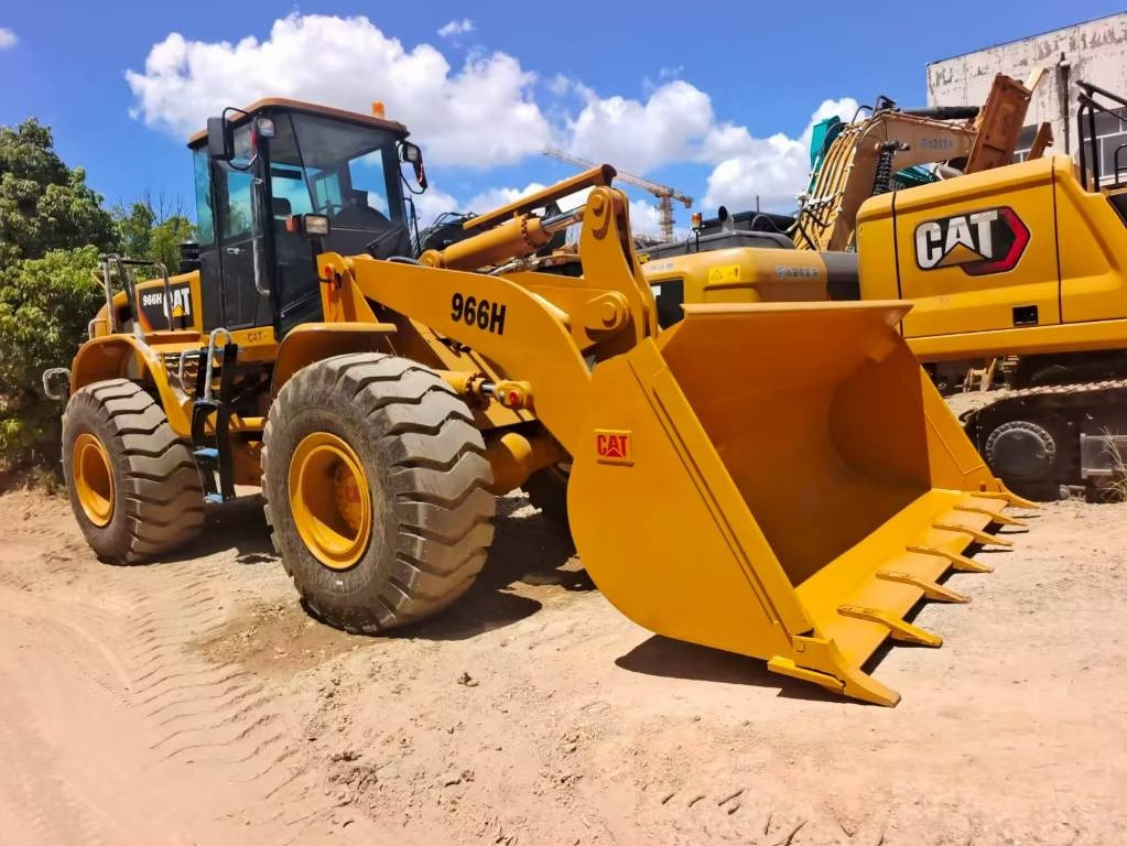 CAT 966 H - מעמיס גלגלים: תמונה 1 CAT 966 H - מעמיס גלגלים: תמונה 1