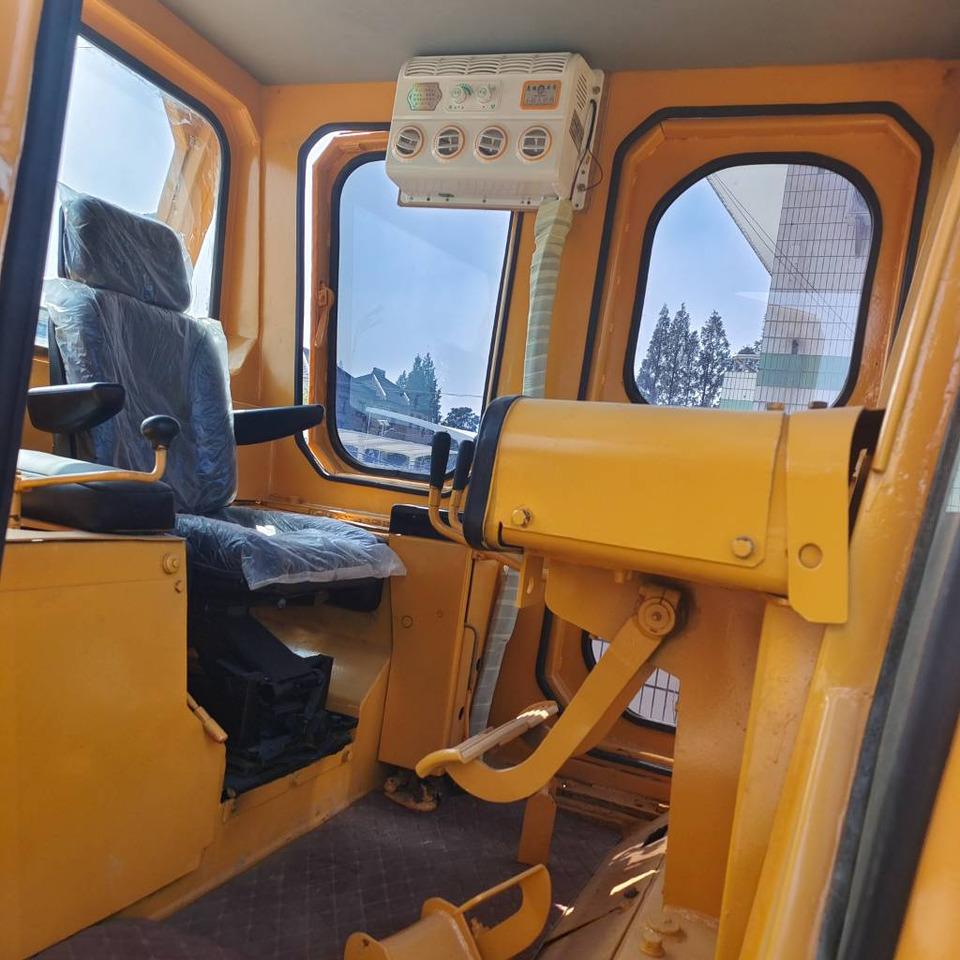 CAT D 7 G - מפלסת: תמונה 4 CAT D 7 G - מפלסת: תמונה 4
