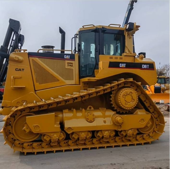 CAT D 8 T - דחפור: תמונה 1 CAT D 8 T - דחפור: תמונה 1