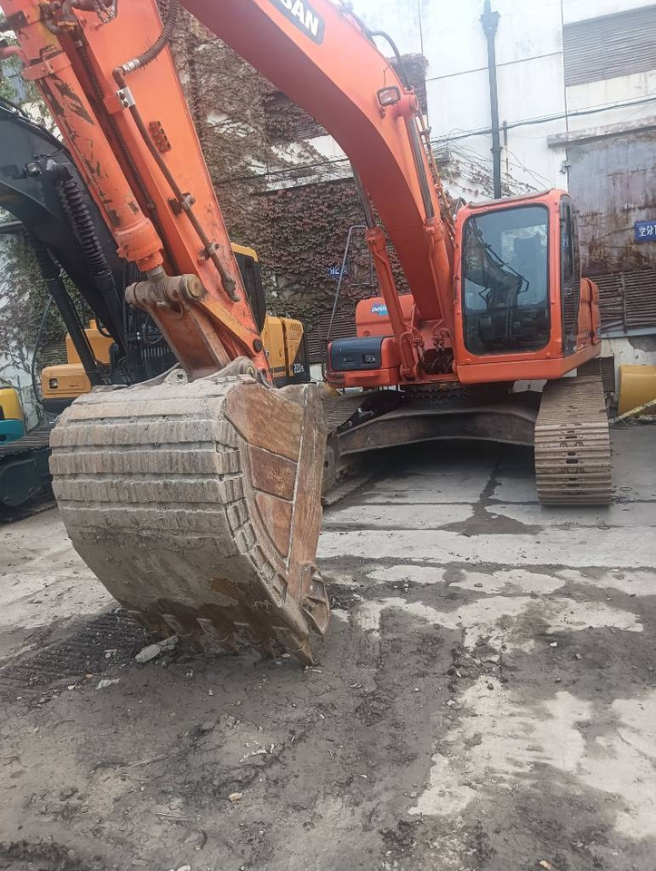Doosan DX 300 LCA ORIGINAL COLOR - מחפר סורק: תמונה 1 Doosan DX 300 LCA ORIGINAL COLOR - מחפר סורק: תמונה 1