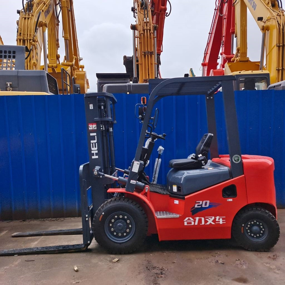 Heli FD 30 - מלגזת סולר: תמונה 2 Heli FD 30 - מלגזת סולר: תמונה 2