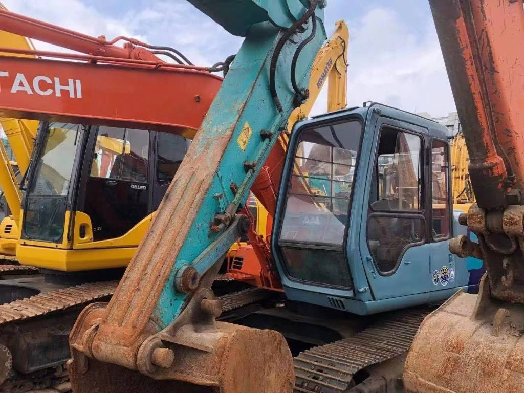 מחפר סורק Hitachi EX 120-3: תמונה 12