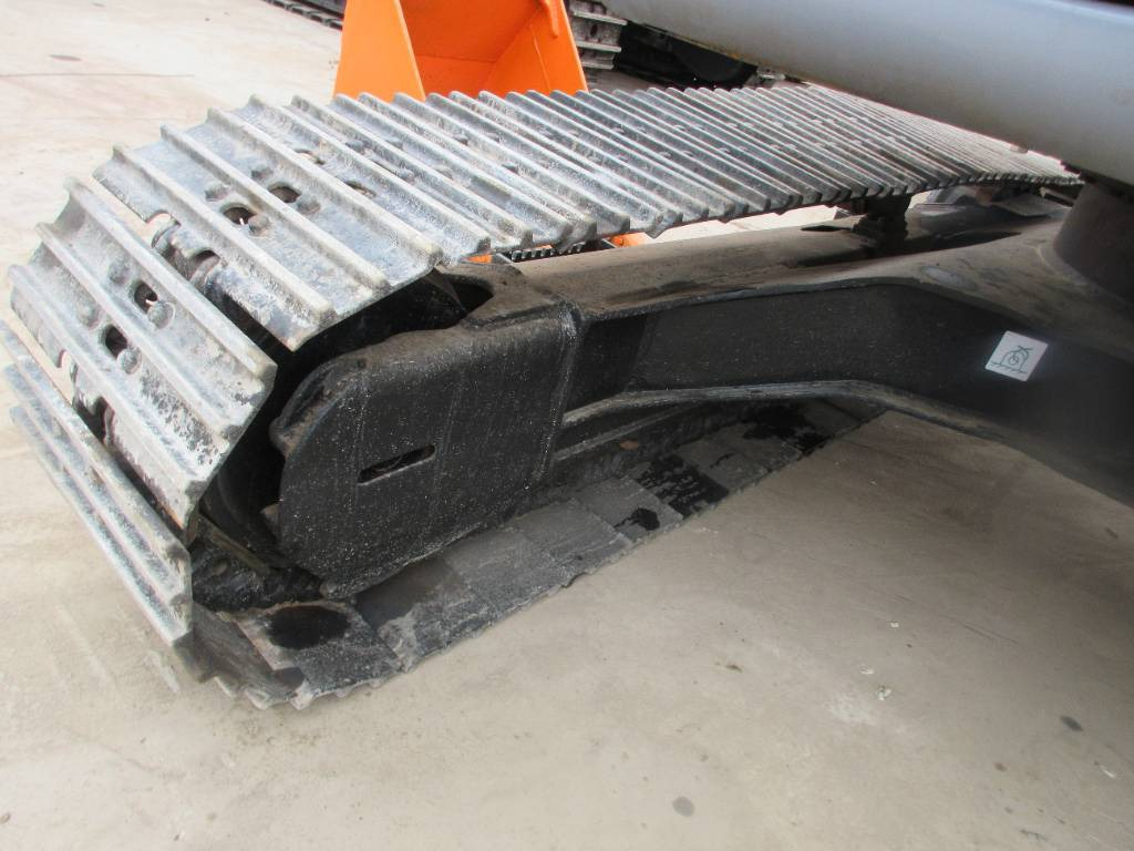 מחפר סורק Hitachi EX 120-3: תמונה 19