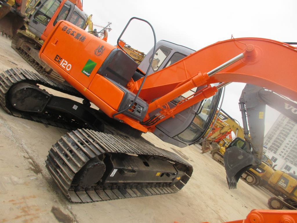 מחפר סורק Hitachi EX 120-3: תמונה 7