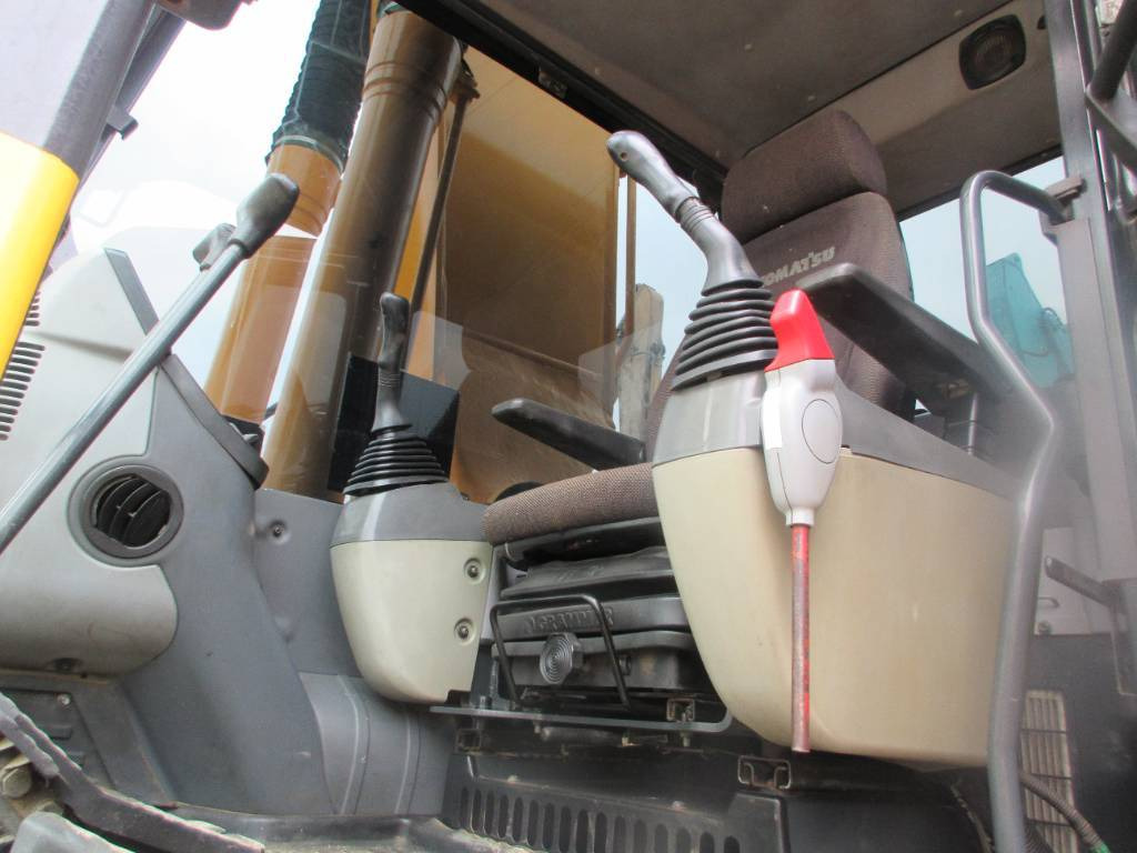 מחפר סורק Hitachi EX 120-3: תמונה 13