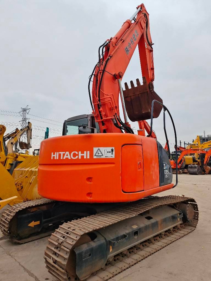Hitachi ZX 135 US - מחפר סורק: תמונה 4 Hitachi ZX 135 US - מחפר סורק: תמונה 4