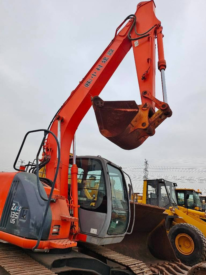 Hitachi ZX 135 US - מחפר סורק: תמונה 3 Hitachi ZX 135 US - מחפר סורק: תמונה 3