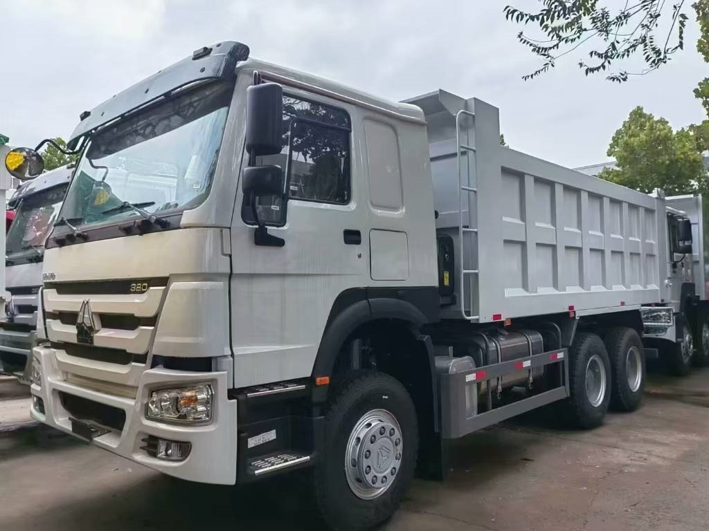 Howo 371 - קרון נגרר עם מזהיר: תמונה 5 Howo 371 - קרון נגרר עם מזהיר: תמונה 5