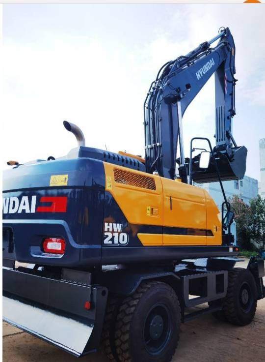 Hyundai 210W-9 - מחפר גלגלים: תמונה 1 Hyundai 210W-9 - מחפר גלגלים: תמונה 1