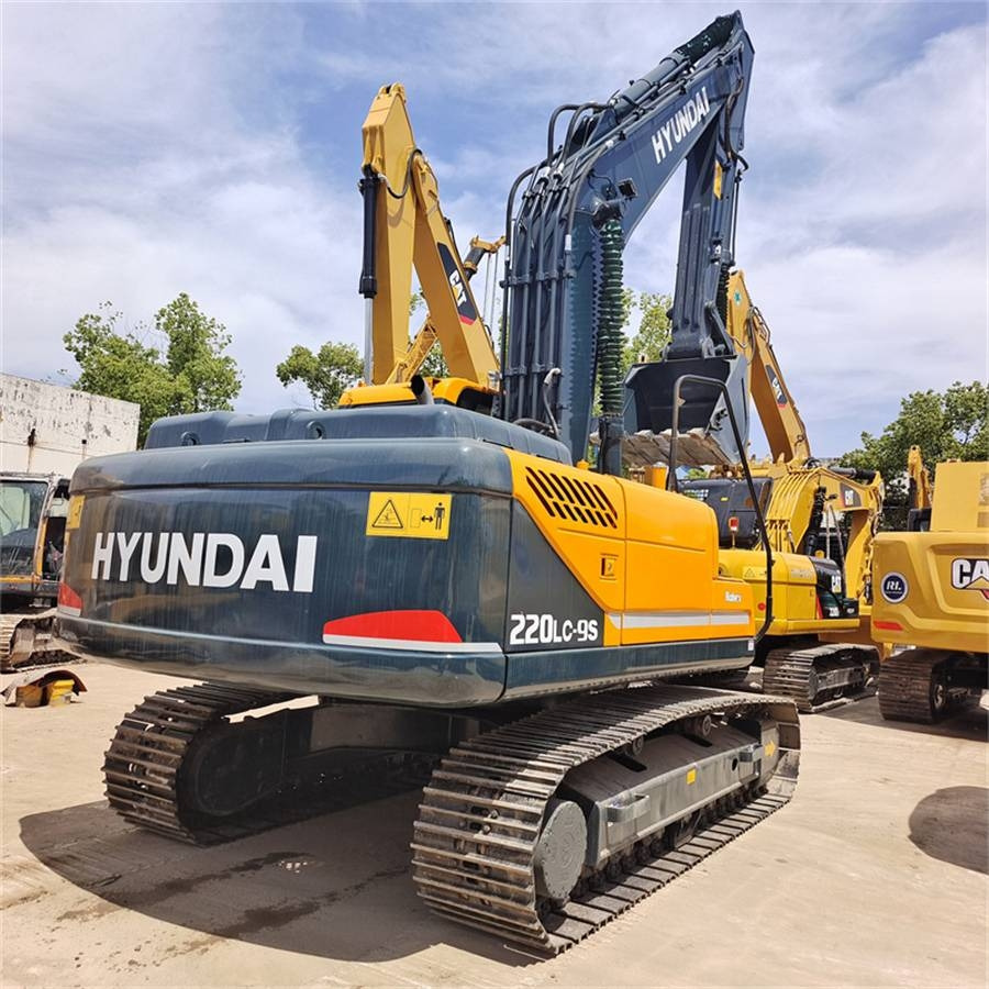 Hyundai 220LC-9T - מחפר סורק: תמונה 1 Hyundai 220LC-9T - מחפר סורק: תמונה 1