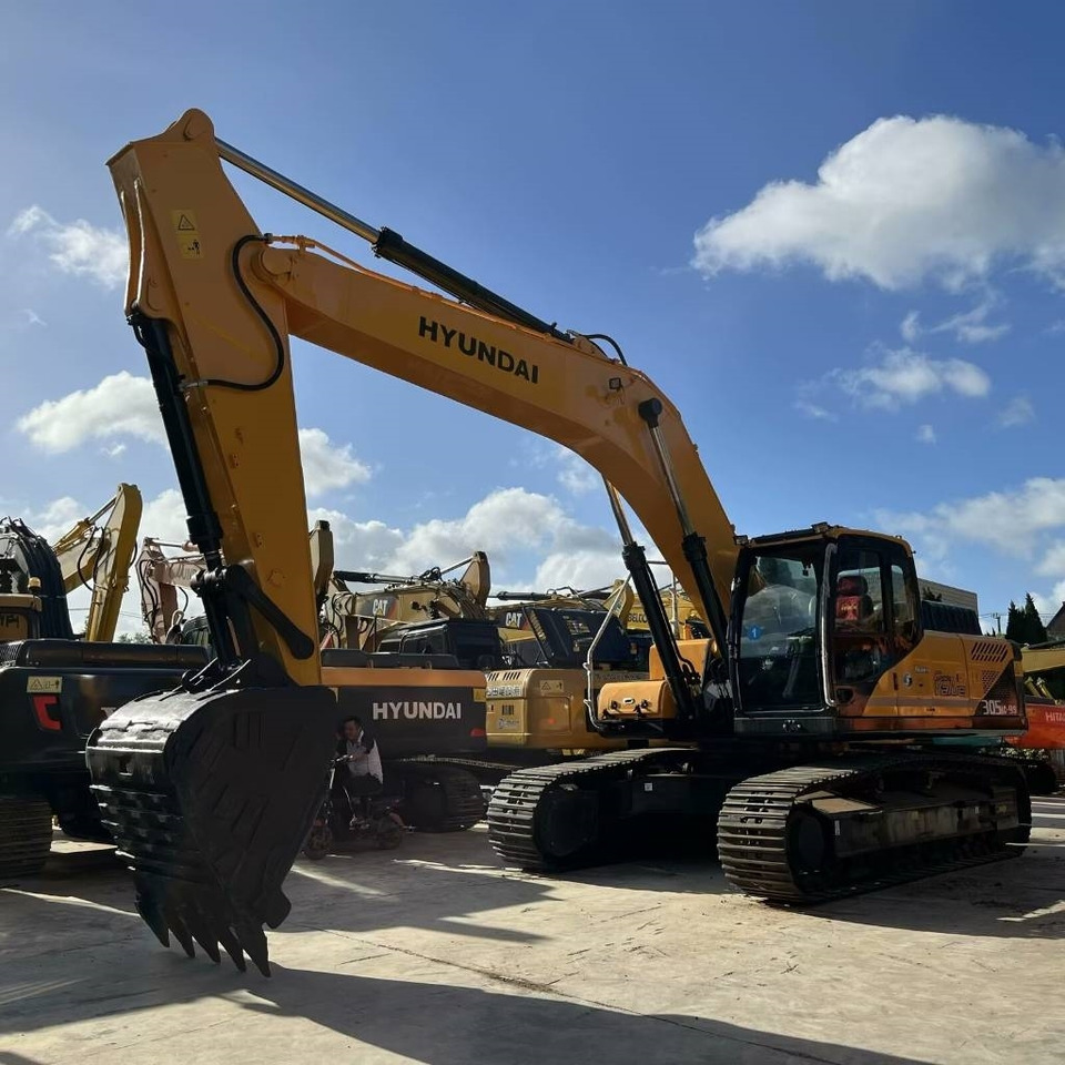 מחפר סורק Hyundai 305LC-9S: תמונה 6 מחפר סורק Hyundai 305LC-9S: תמונה 6