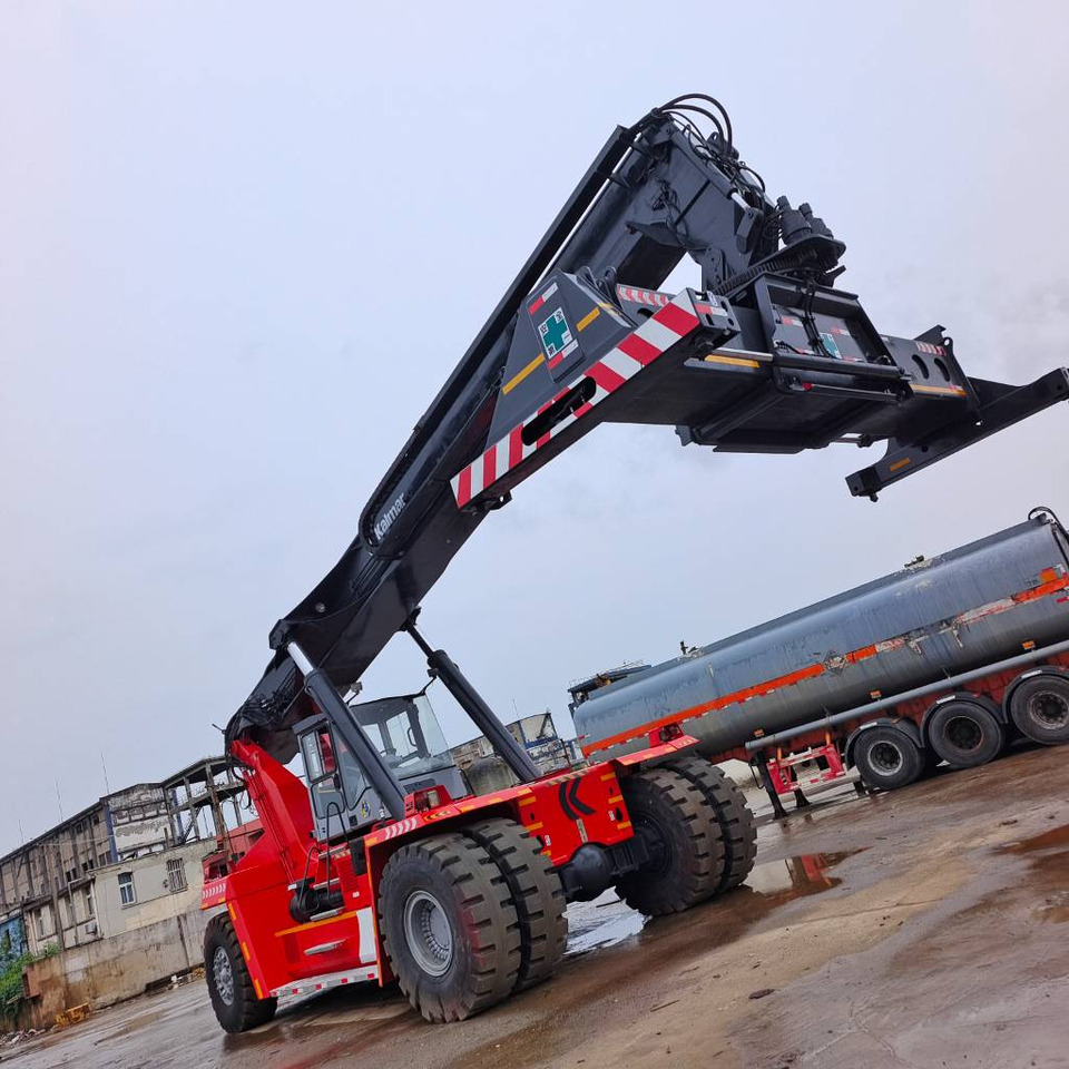 Kalmar DRF 450 - מערים הגעה: תמונה 3 Kalmar DRF 450 - מערים הגעה: תמונה 3