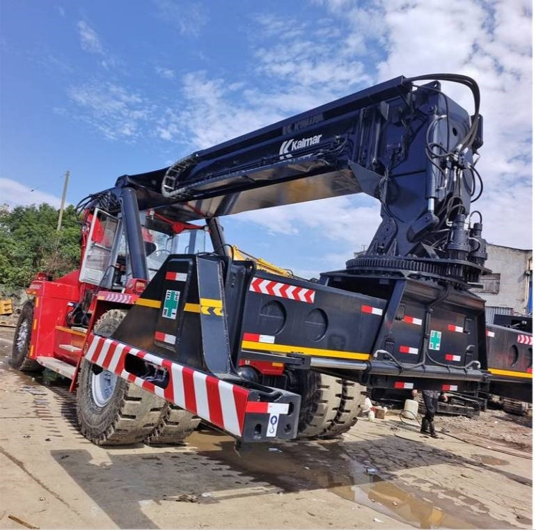 Kalmar DRF 450 - מערים הגעה: תמונה 5 Kalmar DRF 450 - מערים הגעה: תמונה 5