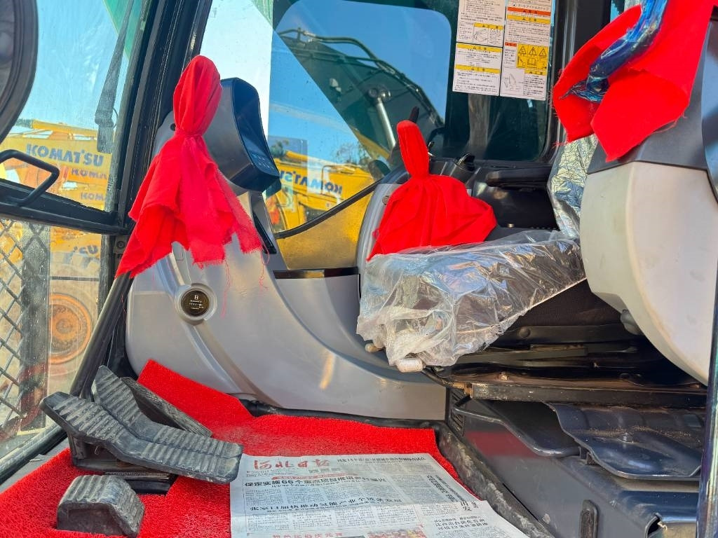 Kobelco SK 200 - מחפר סורק: תמונה 2 Kobelco SK 200 - מחפר סורק: תמונה 2