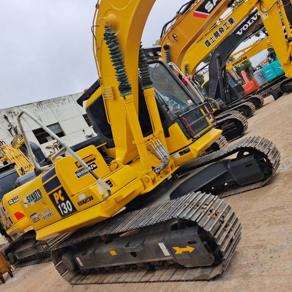 Komatsu PC 130 - מחפר סורק: תמונה 3 Komatsu PC 130 - מחפר סורק: תמונה 3