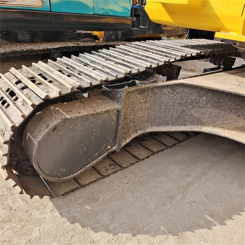 מחפר סורק Komatsu PC 200: תמונה 8