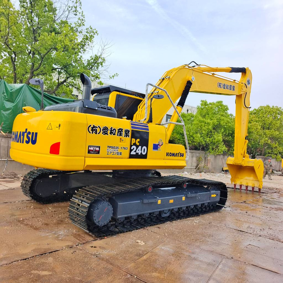 Komatsu PC 240 LC-8 - מחפר סורק: תמונה 1 Komatsu PC 240 LC-8 - מחפר סורק: תמונה 1